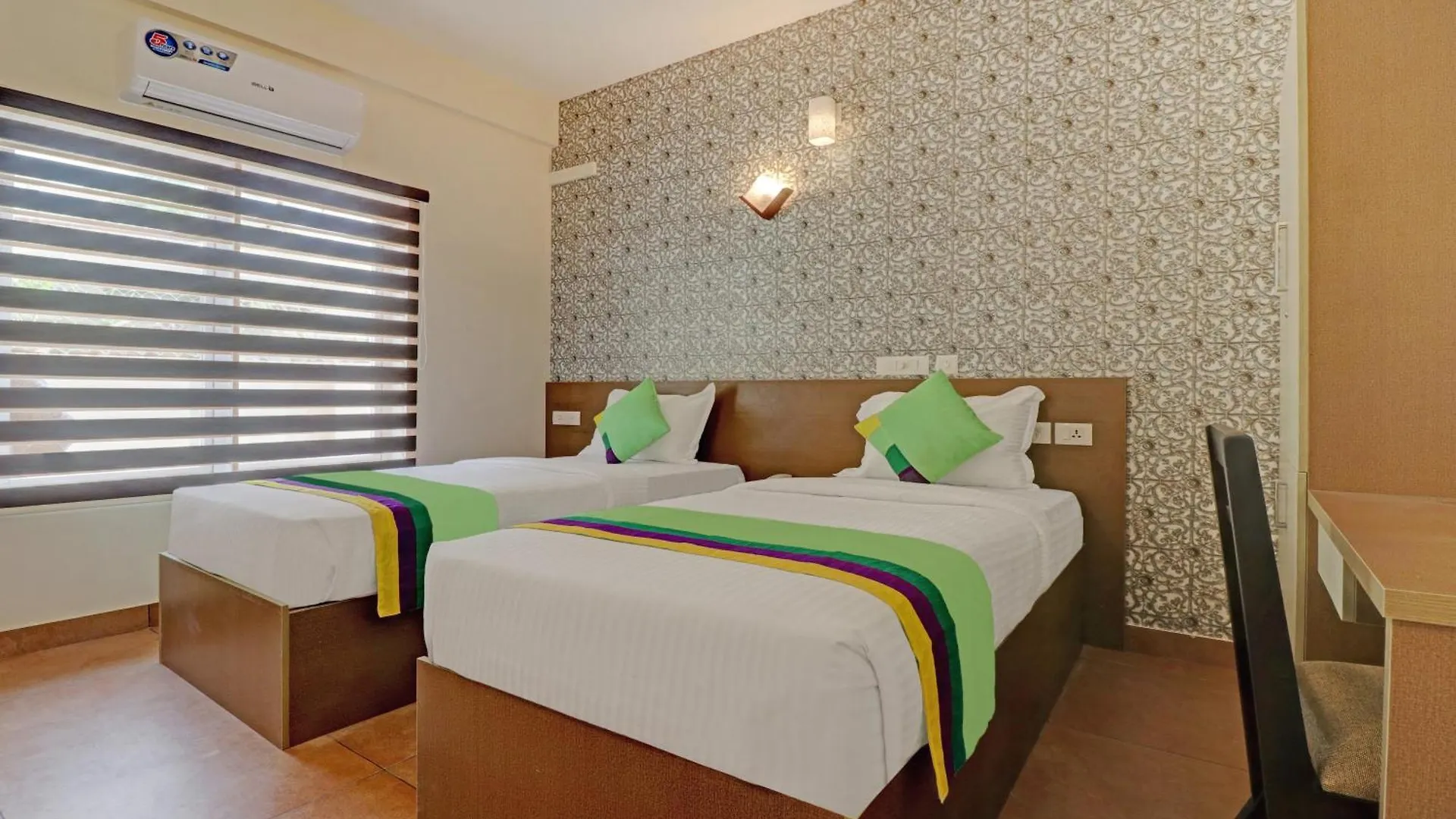 Treebo Golden Terminal, Kochi Airport Hotel